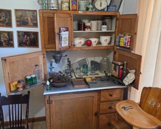 Hoosier Cabinet. Excellent condition!