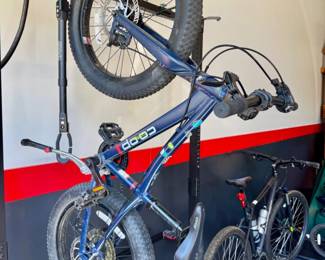 55 CoopREVKidsMountainBikewBellHelmet