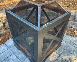 4 RusticSquareMetalFirePitwMeshScreenSides