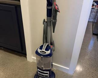 33 SharkNavigatorLiftAwayDeluxeNV360UprightVacuumCleaner