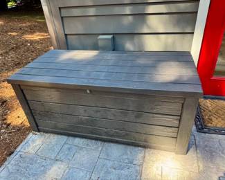 2 KeterOutdoorDeckBoxwHingedLidStorageSpace