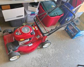 Craftsman Gas Push Lawnmower