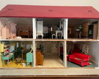 Furniture Filled 40/50's Style?