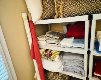 Bed and Bath Linens, Throw Pillows