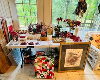 Holiday Decor, Waterford Ornament