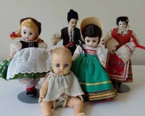 Lot of Vintage Dolls