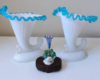Vintage Tablescape Decor