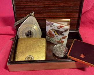 Compacts Vintage And Contemporary