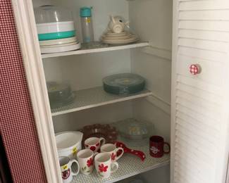 Great for that college student who needs some kitchen items!