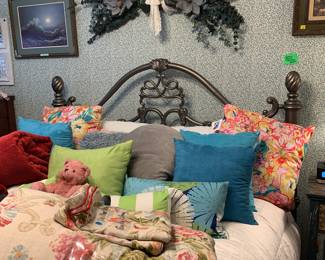 Beautiful metal bed. Perfect for that guest room you've been wanting to update.