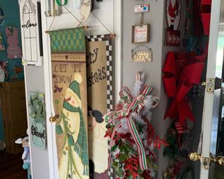 Unique decor for the most wonderful time of the year!