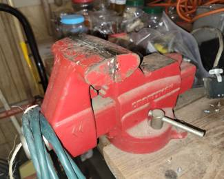 Craftsman vise