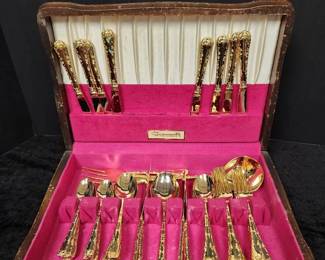 WM Rogers Son Flatware Set