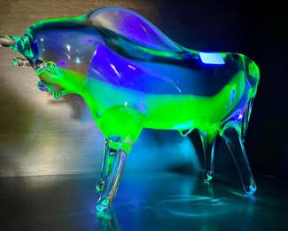 Murano Uranium glass bull