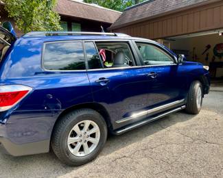 2013 Toyota Highlander - SE-V6 4WD SUV - 90,338 miles - Very Clean &  low miles - VIN # 5TDBK3EH1DS182314