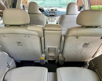 2013 Toyota Highlander - SE-V6 4WD SUV - 90,338 miles - Very Clean &  low miles - VIN # 5TDBK3EH1DS182314