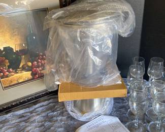 Frontgate Optima Chillcell Beverage Dispenser