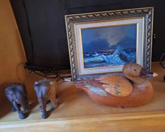 More decorative items.  Love the vintag duck basket.