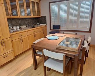 6 chairs and large kitchen table with leaf.