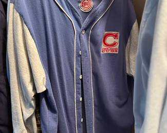 Vintage Front Row button up cubs shirt