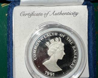 Commonwealth of the Bahamas 1991 Queen Elizebeth Coin