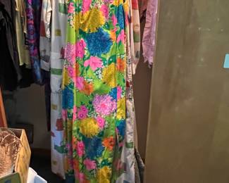 Vintage Maxi Dress Floral Petite Size