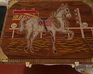 Cute vintage box purse