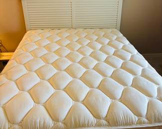 Don't stare at the pattern too long.