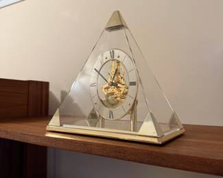 Seiko quartz pyramid clock