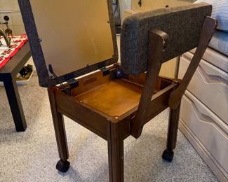 Delta Sewing Chair