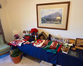 Holiday Home Decor