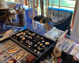 Assorted Jewelry and Pocket knives