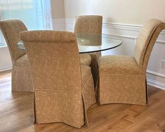 205 Contemporary Table 4 Chairs