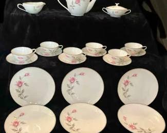 309 Noritake Rose Marie