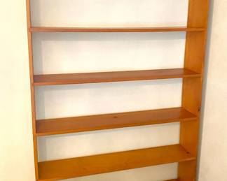 302 XL Bookshelf