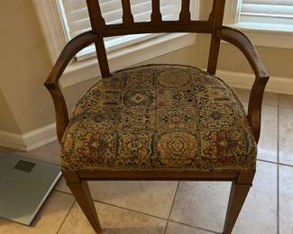 4 of these Midcentury chairs. 