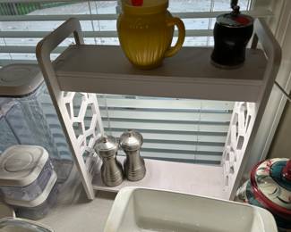 A grow light.