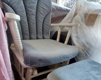 Rocker/Glider with Ottoman