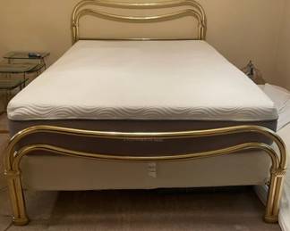 Vintage Gold Metal Queen Bedframe