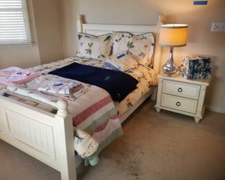 Queen bedroom set: bed; nightstand; dresser with mirror