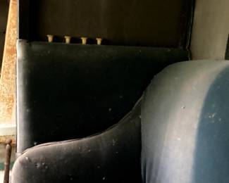 Antique Amish Buggy