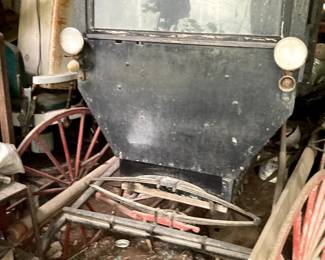 Antique Amish Buggy