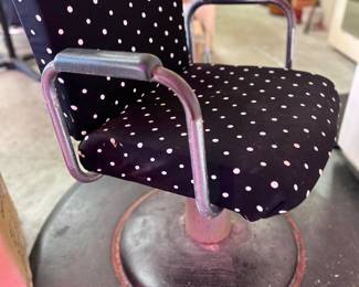 Beauty shop chair.