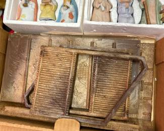 Small nativity.