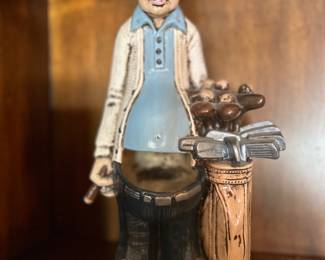 Interesting golf paraphernalia.