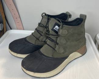 Sorel waterproof boots