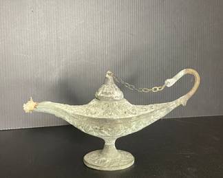 Bronze oil lamp