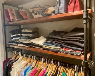 Women’s pants, skirts, & shorts