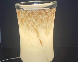 Glass hurricane lamp