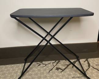 Folding side table